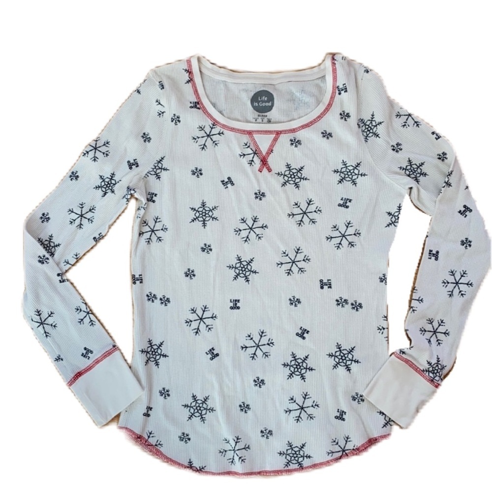 Life is‎ Good Sleep Waffle Knit Snowflake Top White Black Snowflakes Christmas